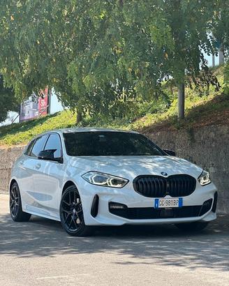 BMW Serie 1 F40 118d