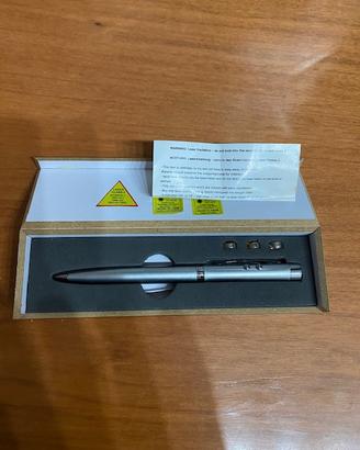 Penna laser
