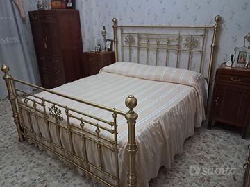 Letto in ottone