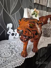 scultura  in pelle  anni  60 vintag 
