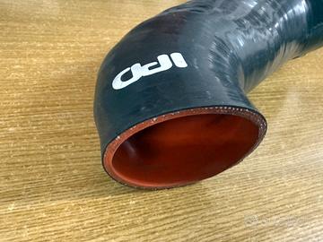 Tubo in silicone IPD per  corpo farfallato Porsche