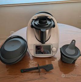 Bimby tm6 + accessori base . condizioni perdette