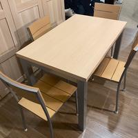 Tavolo da cucina Scavolini con sedie