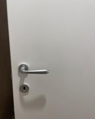 Porte bianche lisce