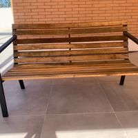 Panchina in legno da esterno