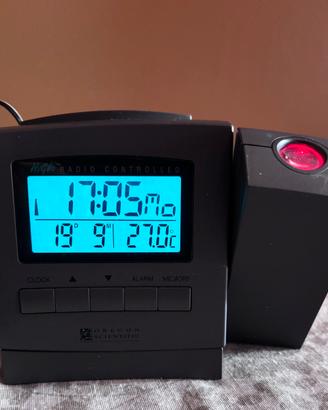 Oregon Scientific orologio sveglia digitale