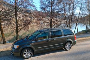 LANCIA Voyager - 2011