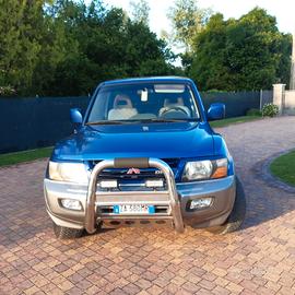 mistubisci pajero v60 