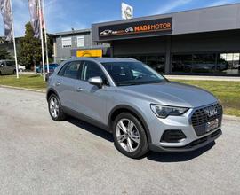AUDI Q3 35 TDI S tronic Business