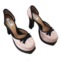 scarpe M9schino in seta nai indosate
