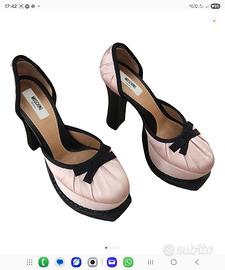 scarpe M9schino in seta nai indosate