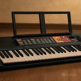 Pianoforte Yamaha F51