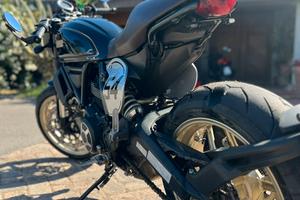Ducati scrambler cafe race