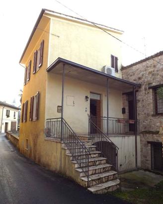 PORZIONE INDIPENDENTE RISTRUTTURATA NEL CENTRO STO