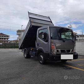 Nissan cabstar NT400 35-13 3000 130CV RIBALTABILE