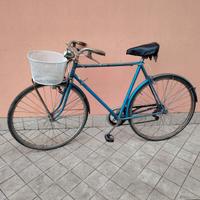 City bike da 28 azzurra 5 v con cesto meccanica