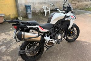 Benelli TRK 502x