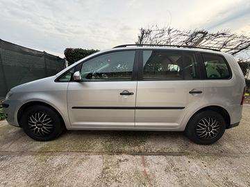 Volkswagen Touran 1.9 TDI 2008