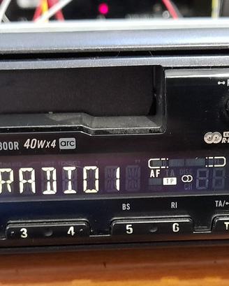 auto radio pioneer con lettore di audiocassette