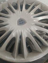 n 4 copricerchioni originali lancia y