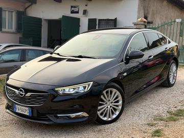 Opel INSIGNA 2.0 CDTI COSMO KMCERT NAVI XENO