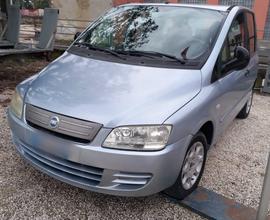 FIAT Multipla 1.6 16V Natural Power Dynamic