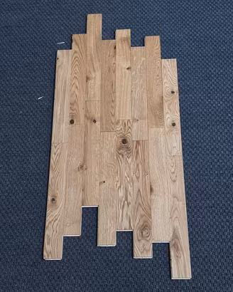 Parquet listello rovere con nodi a Parma