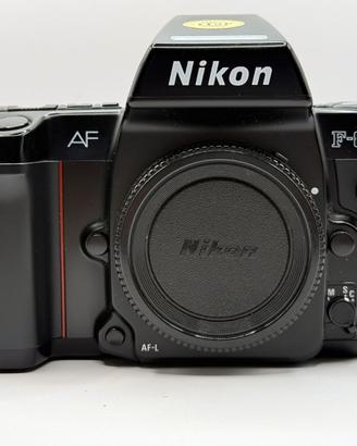 Nikon F801 solo corpo