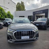 AUDI Q3 35 TDI S line edition