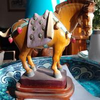 Cavalli in legno policromo