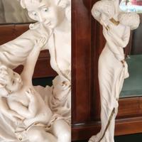 Statuette " maternità" e "dama"