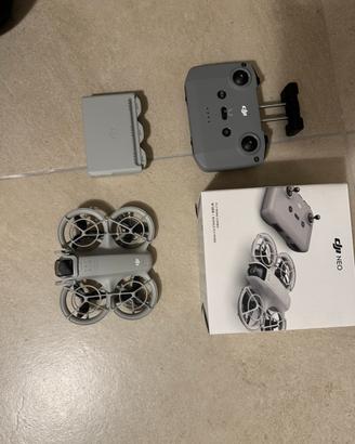DJI Neo (Fly More Combo + Accessori)