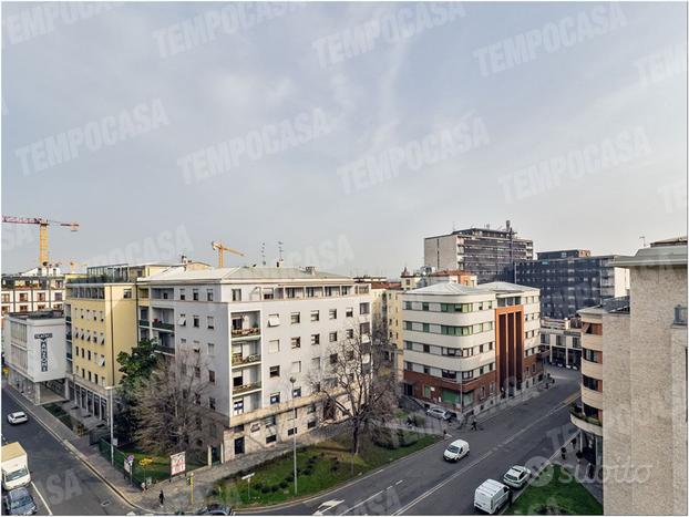 VIA MANZONI AMPIO QUADRILOCALE CON BALCONE PANORAM