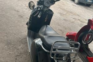 Piaggio vespa 250 GTS