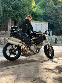 Ducati monster s2r
