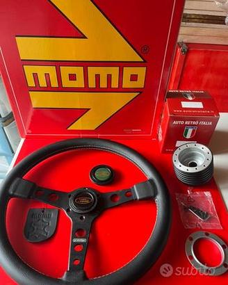Volante momo prototipo 37 per Defender