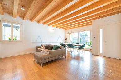 SPINEA Nuova villa indipendente con scoperto S552