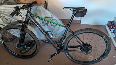 bicicletta Canyon  modello AL SL 7.9