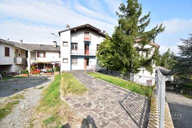 CASA SEMINDIPENDENTE A BERCETO