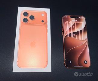 iPhone 17 Pro Max 2TB Arancio Cosmico - Come Nuovo