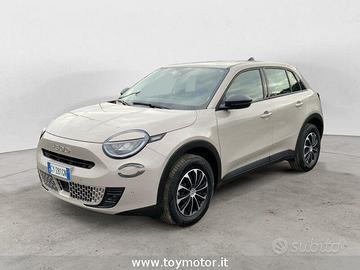 FIAT 600 (2023-) Hybrid 110 CV DCT MHEV Business