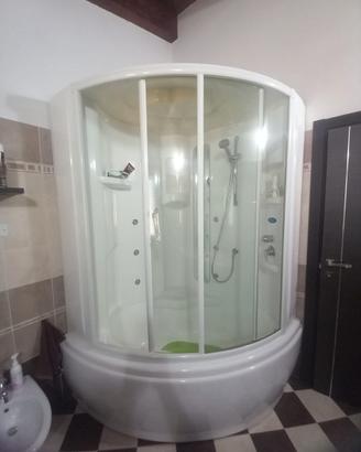 Cabina/doccia Glass modello Vega angolare 140X140