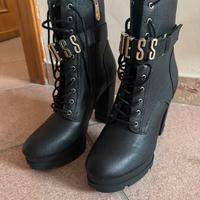 Anfibi tacco 12cm Guess NUOVI