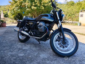 moto Guzzi V7 Classic
