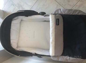 Culla, passeggino completo di culla e ovetto auto