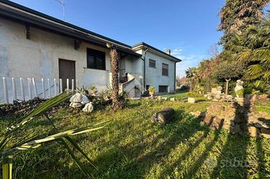 VILLA SINGOLA A VAIANO CREMASCO