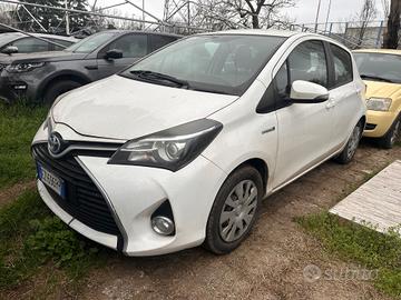 Toyota Yaris 1.5 130 Hybrid 5 porte Lounge