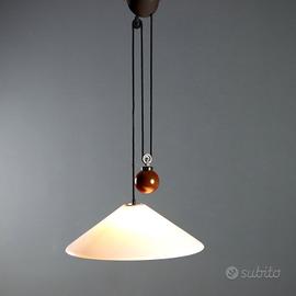 Lampada 'Aggregato' di Enzo Mari per Artemide