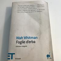 Libro Foglie d'erba