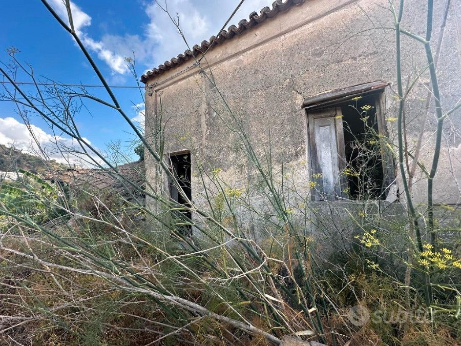 Terreno Edificabile + Ruderi Progetto Appr Salice - Vista 2